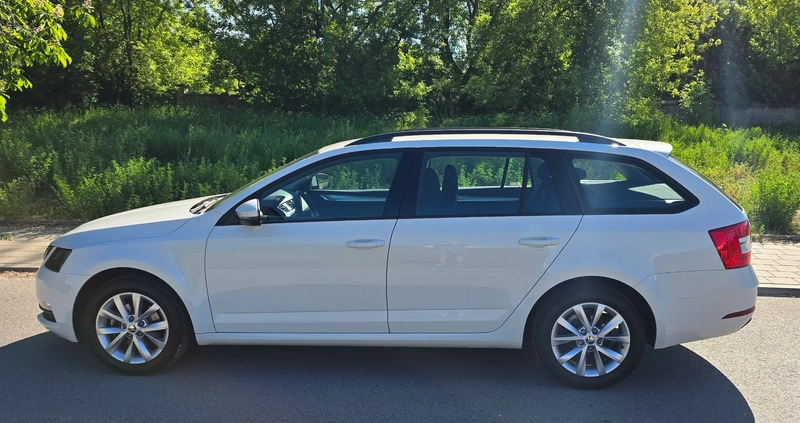 Skoda Octavia cena 43900 przebieg: 156198, rok produkcji 2019 z Łódź małe 379